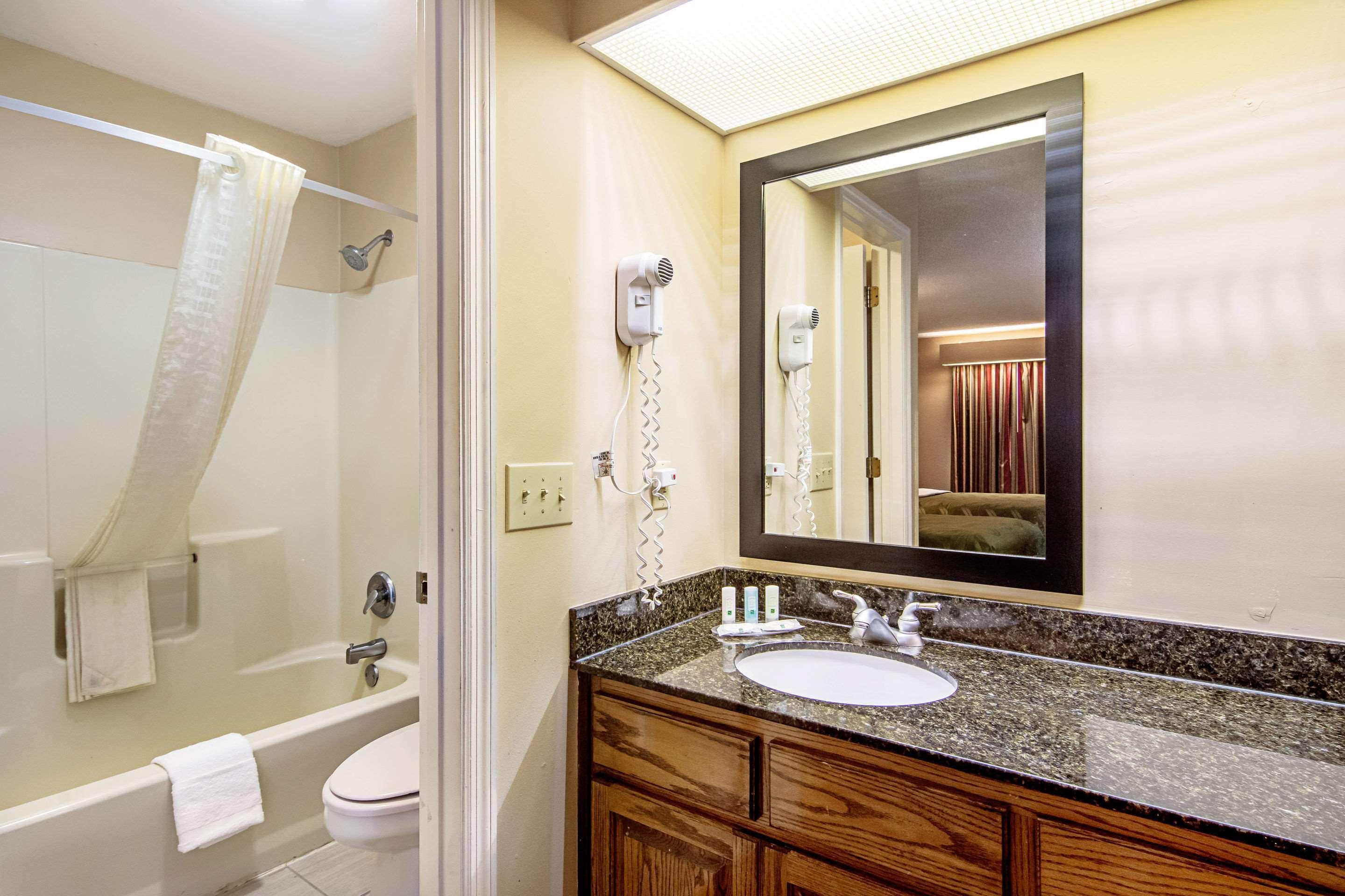 Quality Inn Thomaston Esterno foto